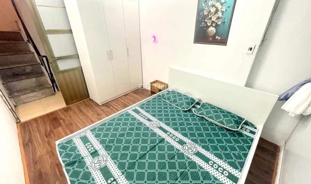 Bán Gấp Hàng Hiếm Văn Hương, Gần Văn Chương, Tôn Đức Thắng  Đống Đa, 20m2 4T Nhà đẹp nhỉnh 2 Tỷ