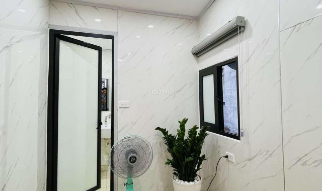 Bán nhà tập thể Mai Động, căn hộ duplex 40m2 x 2T, đủ nội thất, ở ngay. Giá 2,39 tỷ