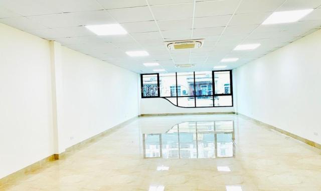 Bán tòa văn phòng, 110m2 x 8 tầng, 2 mặt thoáng trước sau tại đường Nguyễn Cơ Thạch.