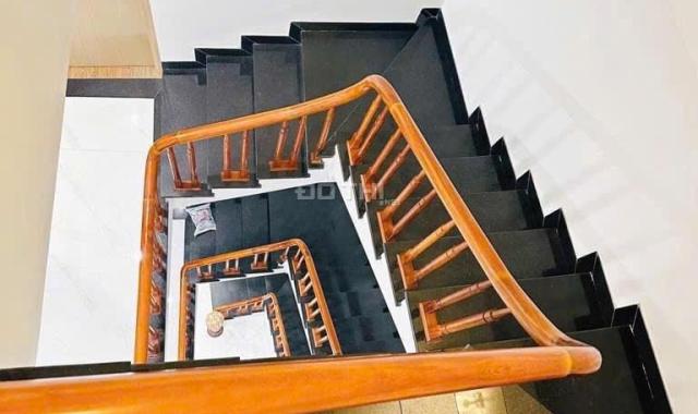 BÁN NHÀ DV XA LA 60M2x5T MT 5M _KINH DOANH CHỢ LỚN_ VỈA HE_ĐƯỜNG OTO TẢI_GIÁ NHỈNH 12 TỶ