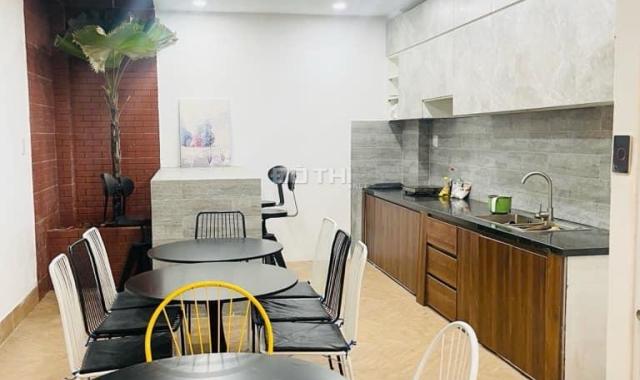 Nhà hẻm 15 Tân Canh, 50m2, ngang 4m, 2 lầu, 4pn, sát mt đường