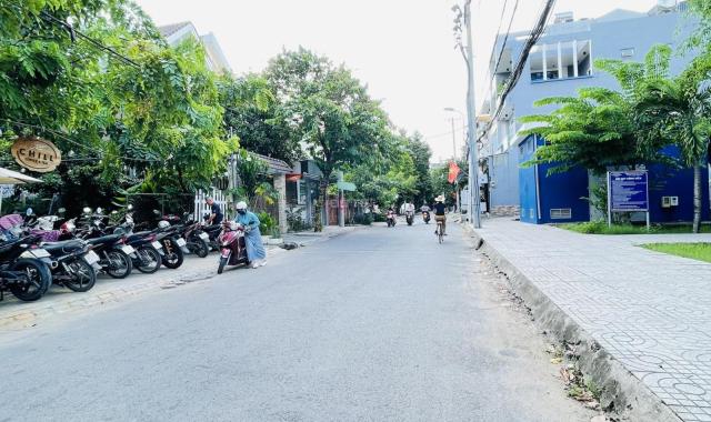 Bán đất Hiệp Bình Chánh khu biệt thự đường bàn cờ ngay Phạm Văn ĐỒng 298m2 ngang 12m-SHR giá 5 tỷ