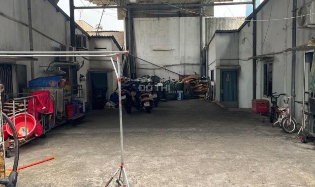 Hàng F0- Nhà C4 trung tâm Linh Tây HXH ngay Kha Vạn Cân DT chuẩn đẹp 152m2 (8x18) giá ngộp 58tr/m2