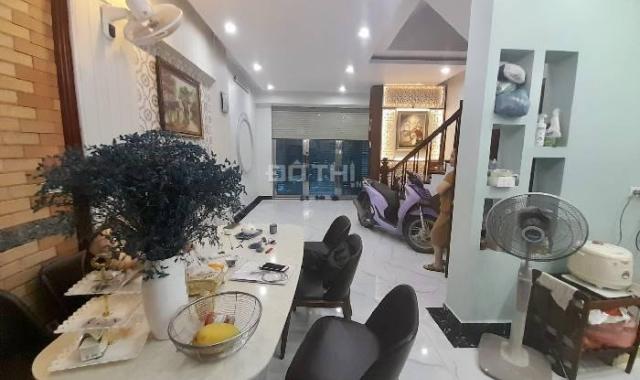 NHÀ PHỐ HOÀNG CẦU OTO VÔ NHÀ 47M2 5T NHÀ XÂY CAO RẤT ĐẸP THOÁNG MÁT 12.2TY