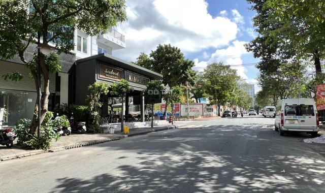Bán nhà phố nội khu Hưng Gia 2, Phú Mỹ Hưng ưu tiên cho khách đầu tư