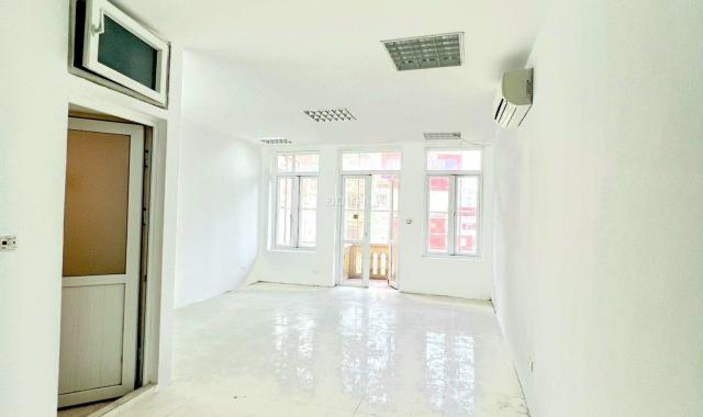 BÁN NHÀ Trần Duy Hưng – Cầu Giấy Ô TÔ vào tận nhà 71.5m2 x 7 tầng mặt tiền 5.1m CHỈ VỚI 8.6 TỶ