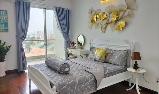 Bán căn hộ Mỹ Đức, trung tâm Phú Mỹ Hưng 116m2 3PN căn góc view đẹp