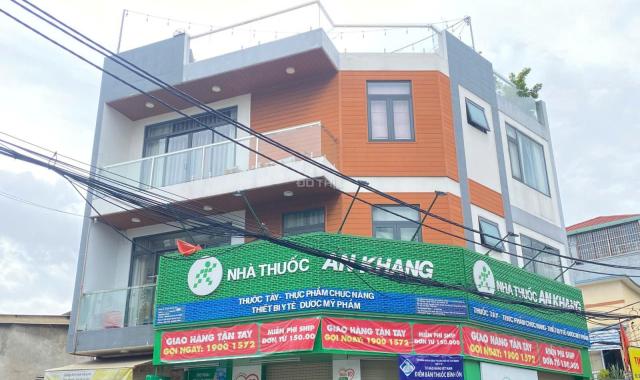 Cho thuê nhà GÓC 2MT 40 Nguyễn Thiện Thuật, Bình Thạnh - DT 11x8m, trệt 2 lầu ST