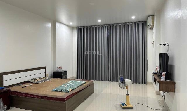 BÁN NHÀ 3 TẦNG KTX XƯỞNG GỖ,YẾT KIÊU. DT:67.5M2,MT:4,5M.H:ĐB !!!