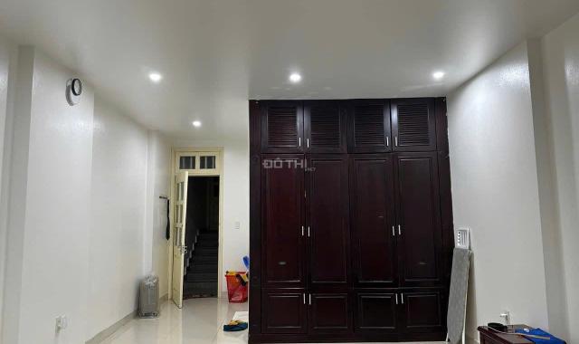 BÁN NHÀ 3 TẦNG KTX XƯỞNG GỖ,YẾT KIÊU. DT:67.5M2,MT:4,5M.H:ĐB !!!