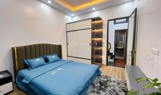 Bán nhà Mặt phố Cổ trung tâm Hoàn Kiếm - Lý Nam Đế, Dt 120m2 sàn, Vị trí đắc địa, Gara Ôtô, VPĐD