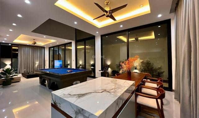 ⭐️⭐️⭐️Bán Villa 350m2 có hồ bơi, sát Phạm Văn Đồng, cách biển 900m, đang cho thuê 35tr/tháng