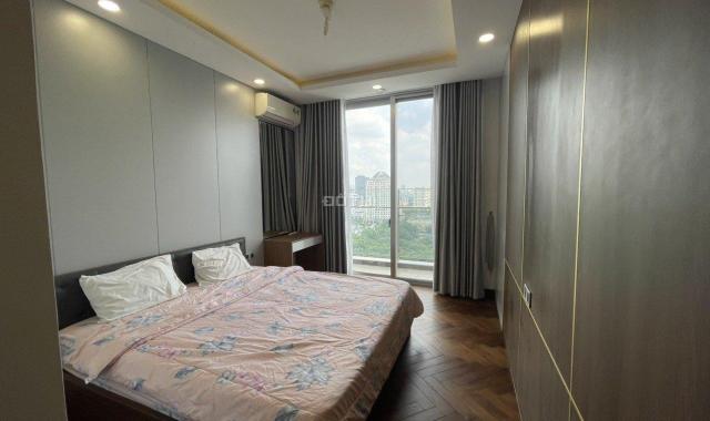 Cho thuê căn penthouse Midtown 250m2, 4PN, full nội thất new 100%