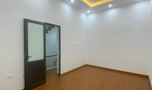 Nhà đẹp ngõ 117 Thái Hà, giá 9.7 tỷ, 35m2x5T, thang máy, ở luôn