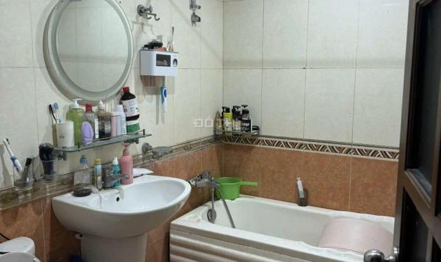 Bán nhà 5T KĐT Văn Quán, Hà Đông, 72m2 – 18 tỷ, Mới đẹp – Phân Lô – Vỉa hè – Gần trường Victoria