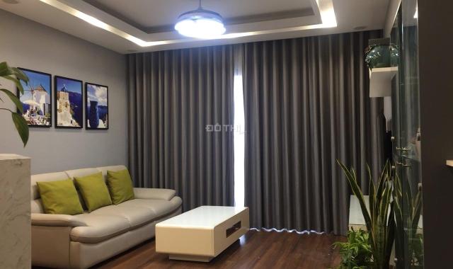 Bán căn hộ 110M2 tầng 19 tòa TTTM -C6 Vinhomes D'Capitale. NT đẹp. Giá 8.6 tỷ. LH: 0936031229