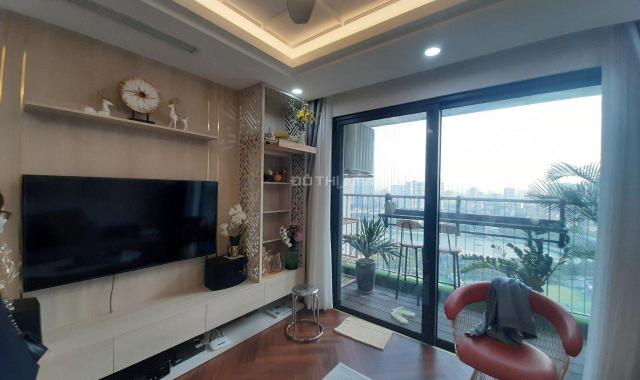 Bán căn góc 99.6M2 tầng 16 tòa C6 Vinhomes D'Capitale. BC hướng Nam view Hồ & Công viên. Giá 8.2 tỷ