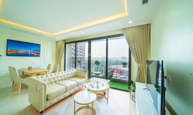 Bán căn góc 3 phòng ngủ tại C7 Vinhomes D'Capitale Trần Duy Hưng, view bể bơi, tầng cao, thoáng