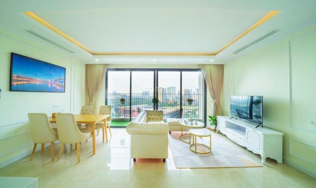 Bán căn góc 3 phòng ngủ tại C7 Vinhomes D'Capitale Trần Duy Hưng, view bể bơi, tầng cao, thoáng