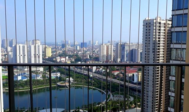 Bán căn hộ chung cư Vinhomes D'Capitale.Căn hộ 72M 2PN. BC View Hồ & CV. Giá 5.9. LH: 0936031229