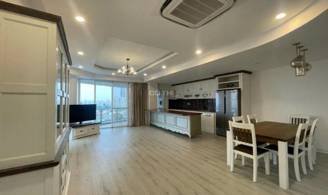 Bán gấp căn hộ Riverpark Residence 130m2, 3PN nội thất đẹp, view sông cực đẹp