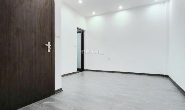 Bán nhà riêng tại Vương Thừa Vũ, DT 48.6m2 giá 10.8 tỷ, Ngõ ô tô, Khu phân lô Quân Đội