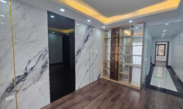 BÁN NHÀ NGÕ 143 NGUYỄN CHÍNH, NHÀ MỚI LUNG LINH, THANG MÁY XỊN XÒ 52M2, 12,8 TỶ