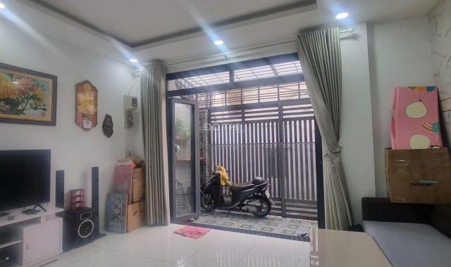 Bán nhà Bình Thạnh, Hoàng Hoa Thám, 3 Tầng, 53m2, vị trí đẹp, 6.4 Tỷ thương lượng