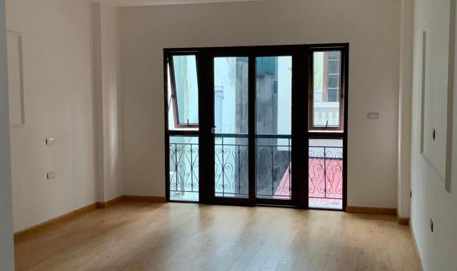 Bán gấp mảnh đất MP Hàng Chiếu, HK đắc địa giá chỉ 65 tỷ, 117m2