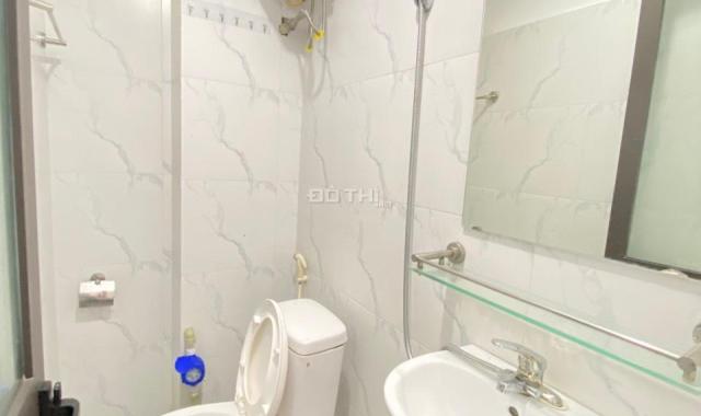 Bán CCMN Lĩnh Nam 88m2 thang máy MT 6.2m 22p thuê kín. DT 88m2, giá 16.8 tỷ