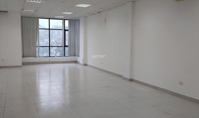 Cho thuê văn phòng Vạn Phúc, dt 70 m2/tầng, sàn thông