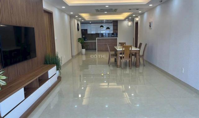 Căn hộ Mỹ Khánh 2, đô thị Phú Mỹ Hưng 112m2 3PN view đẹp bán giá tốt