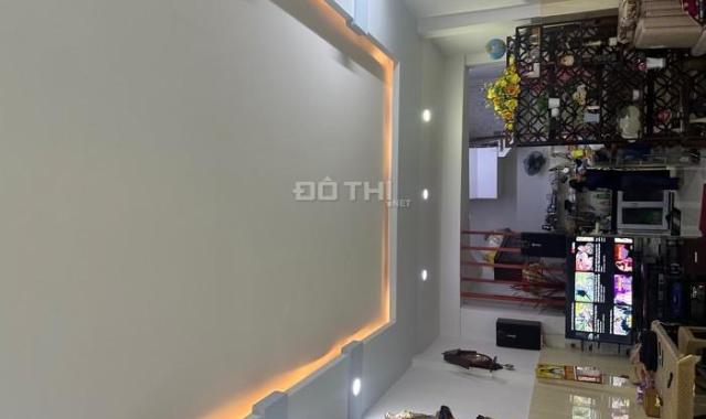 Bán nhà Tân Bình , Hẻm 5m đường Trường Chinh , phường 14 - 47 m2 – xây 5 tầng  . Giá 6.7 tỷ