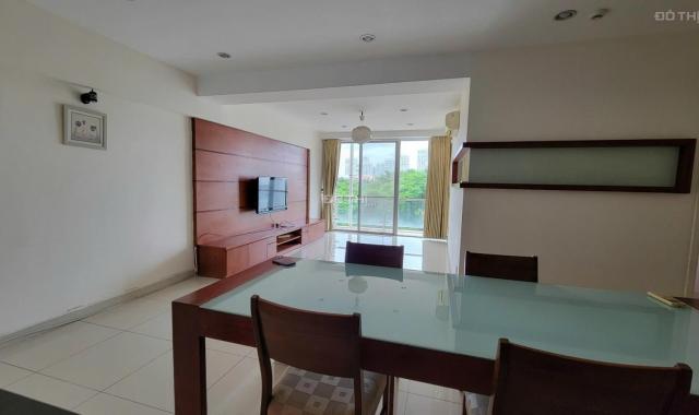 Cho thuê căn hộ Mỹ Khánh 4, Phú Mỹ Hưng dt 112m2 có view hồ bơi và biệt thự