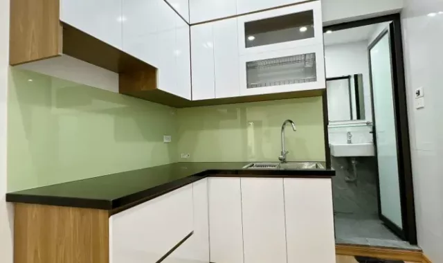 Tập thể ngõ 128 Đại La, nhà đẹp tầng 5 ngõ 128 Đại La, 60m2, 2 phòng ngủ, Full nội thất mới