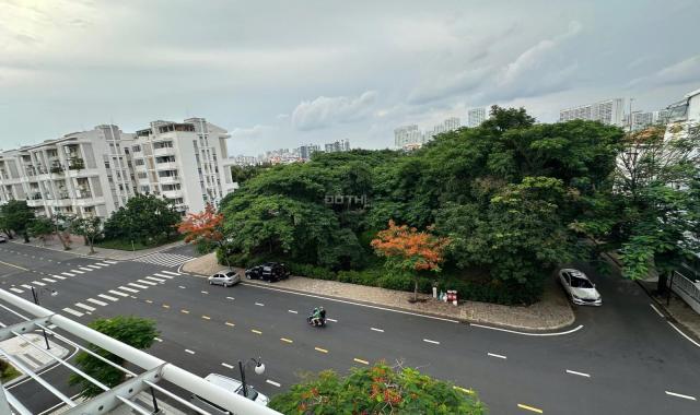 Cho thuê căn hộ Mỹ Đức, trung tâm Phú Mỹ Hưng 124m2 3PN view sông