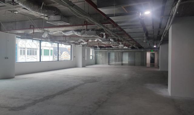 Central Field Trung Kính, Cầu Giấy cho thuê 1000m2 văn phòng (chia lẻ) bao gồm nội thất