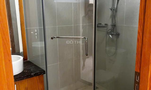 Cho thuê căn hộ Star Hill 3PN 2WC, full nt, căn góc, giá chỉ 18 triệu