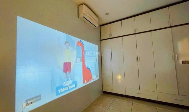 Bán căn Tứ Hiệp Plaza, BV nội tiết 84m 3 ngủ 2 wc căn góc 2 ban công 3.9 tỷ để lại nội thất đẹp