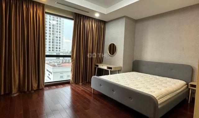 CĂN GÓC ROYAL CITY R3, 169M2, 3 NGỦ ,FULL ĐỒ ĐẸP, TẦNG TRUNG, VÀO Ở LUÔN.☎ 0987485936