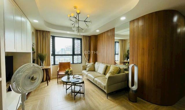 Bán gấp căn hộ Nam Phúc 122m2, nhà đẹp, view công viên Nam viên 2ha