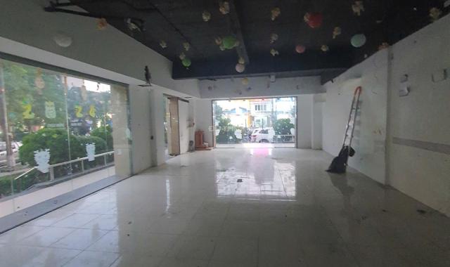 Cần bán hoặc cho thuê, ô Kiot thương mại  - Vị trí đẹp, tầng 1, ô góc.