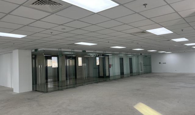 Cho thuê nguyên sàn văn phòng 330m2 Tháng 12 nhận mặt bằng- Duy Tân- Cầu Giấy- Hà Nội