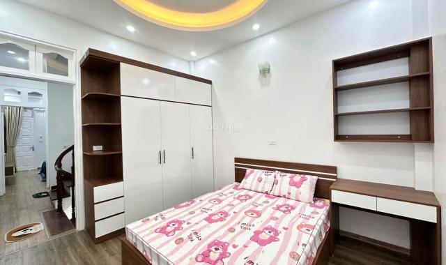 Nhà Chính Kinh - Thanh Xuân, DT 45m2 x 4T, Chỉ 5.25 Tỷ, Ngõ Thông Sang Cự Lộc.