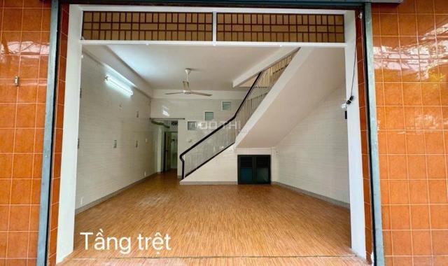 BÁN NHÀ HẺM Ô TÔ TRÁNH, Thành Thái - Quận 10- 3 tầng- mặt tiền 5,5m- Nhỉnh 8 tỷ