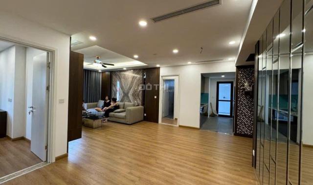 (Siêu Phẩm) Căn hộ 90m2 2PN có slot ô tô - Ban công hướng Đông - Tặng NT 800 triệu - Tin Thật 100%.