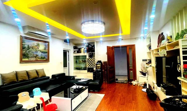 Căn hộ Đông Đô, DT 110.8m2, full nội thất, pháp lý đầy đủ