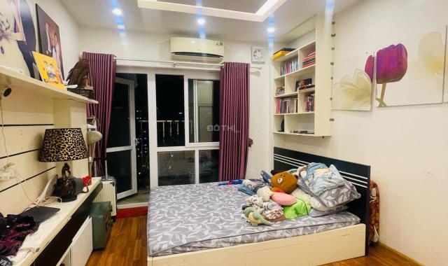 Bán căn hộ chung cư Đông Đô, Hoàng Quốc Việt, Cầu Giấy, 111m2 chỉ 7,1 tỷ