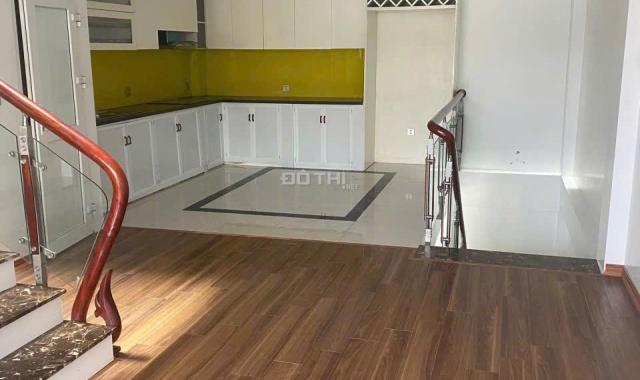 Cho thuê liền kề Vạn Phúc, diện tích 55 m2  x 5 tầng, nhà đẹp , đường oto