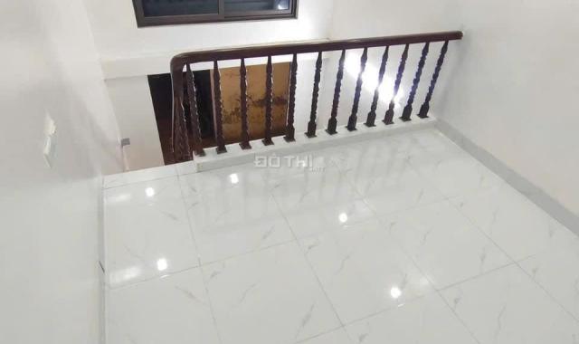 Bán Nhà Ngõ 107 Lĩnh Nam 20m², 3 Tầng, 1,72 Tỷ OTO 30m